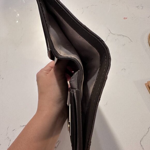 NWT! New! Tory Burch Willa Medium Wallet -Leather - Grey (Volcanic Stone) - Picture 8 of 9